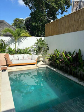 Cozy 2BR Villa with Outdoor Dining & Private Pool